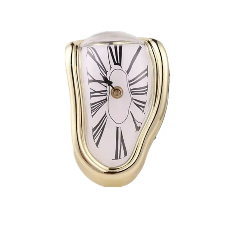 Tempo Distorto Clock